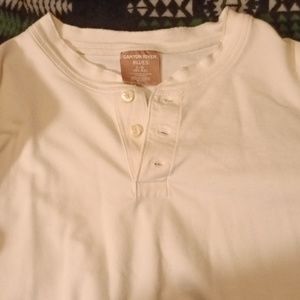 Large canyon River blues long sleeved t-shirt kind of a cream white color